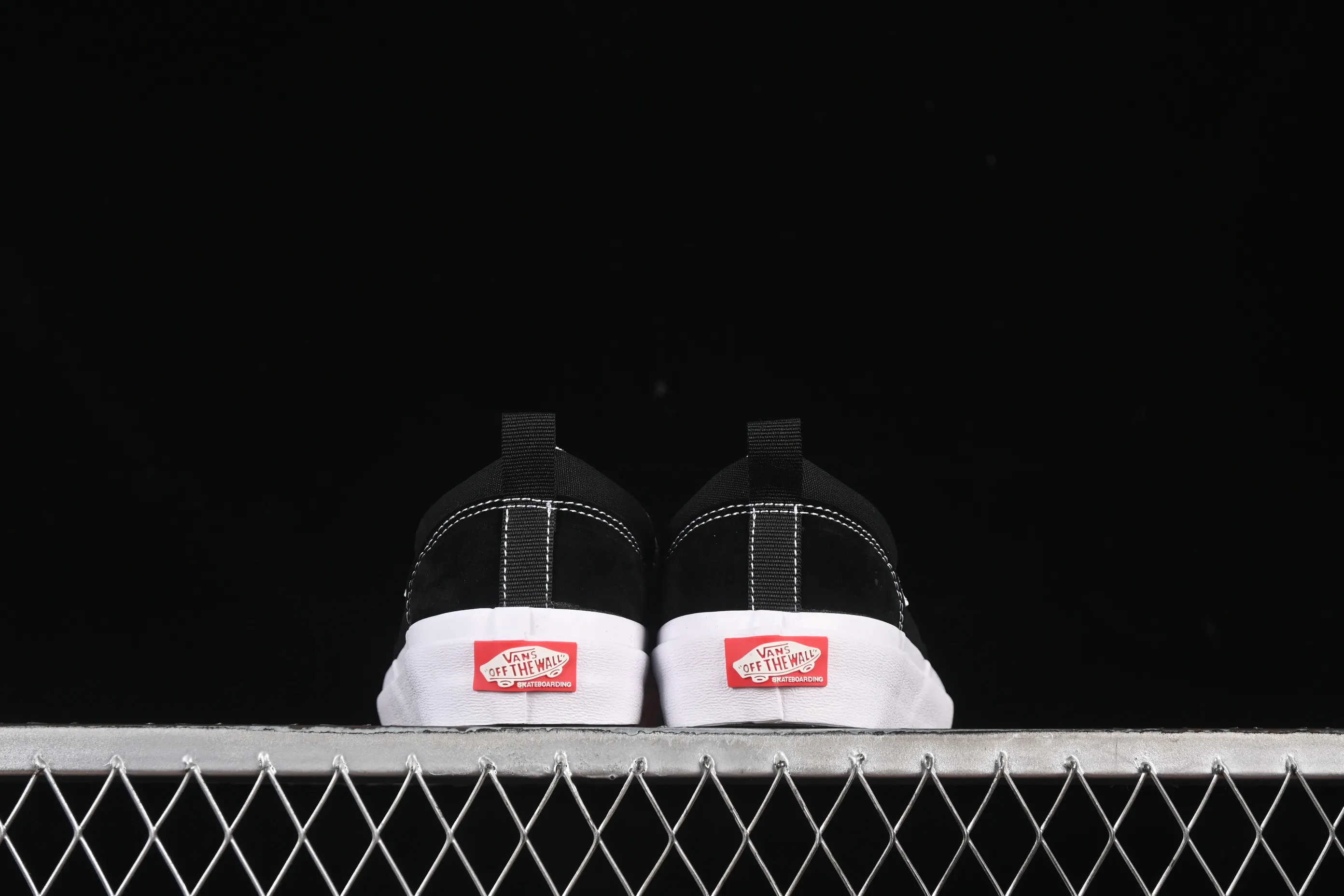 All categories Vans Vans series Vans Low Vans low-top Vans Old Skool Pro Vans official black and white comfortable and versatile casual skate shoes VN0A45JB3K1